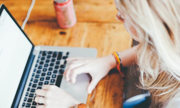 Turinglab – Amazon’s FREE Python Coding Course for Schools
